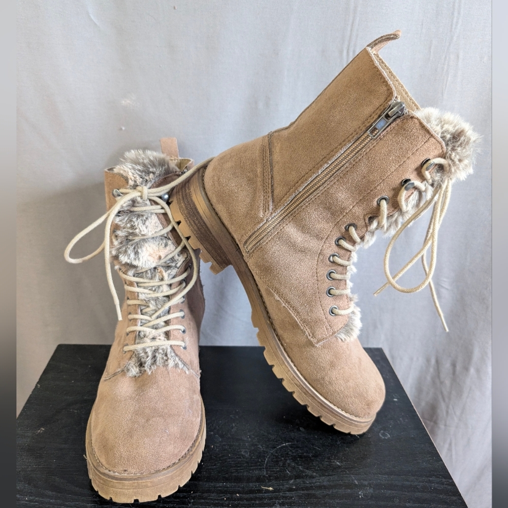 Size 11 Faux Suede Combat Style Boots-EUC - Picture 2 of 10